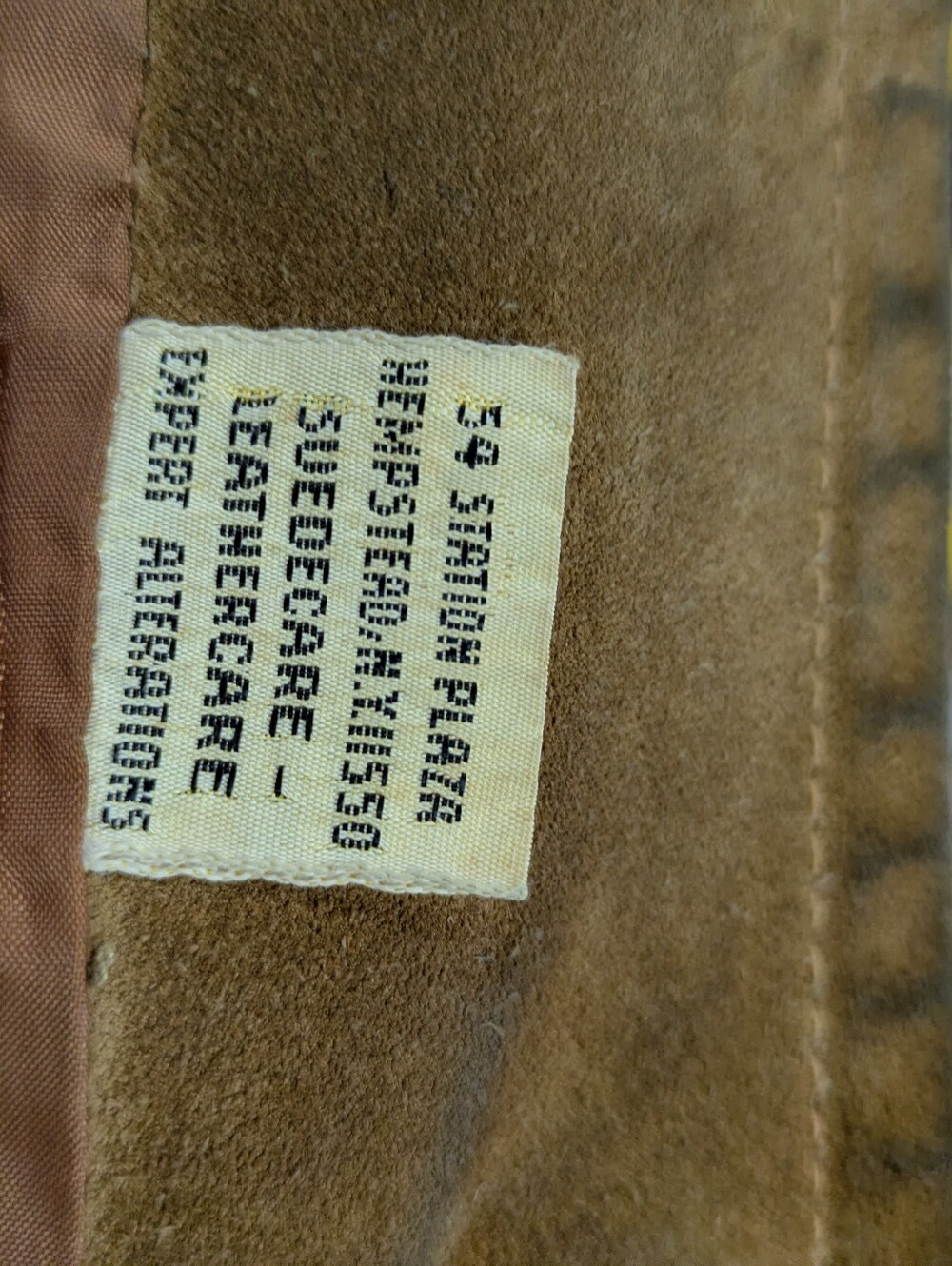1970s Vintage Women's Suede Button-Front Jacket in Tan - Picture 5 of 8
